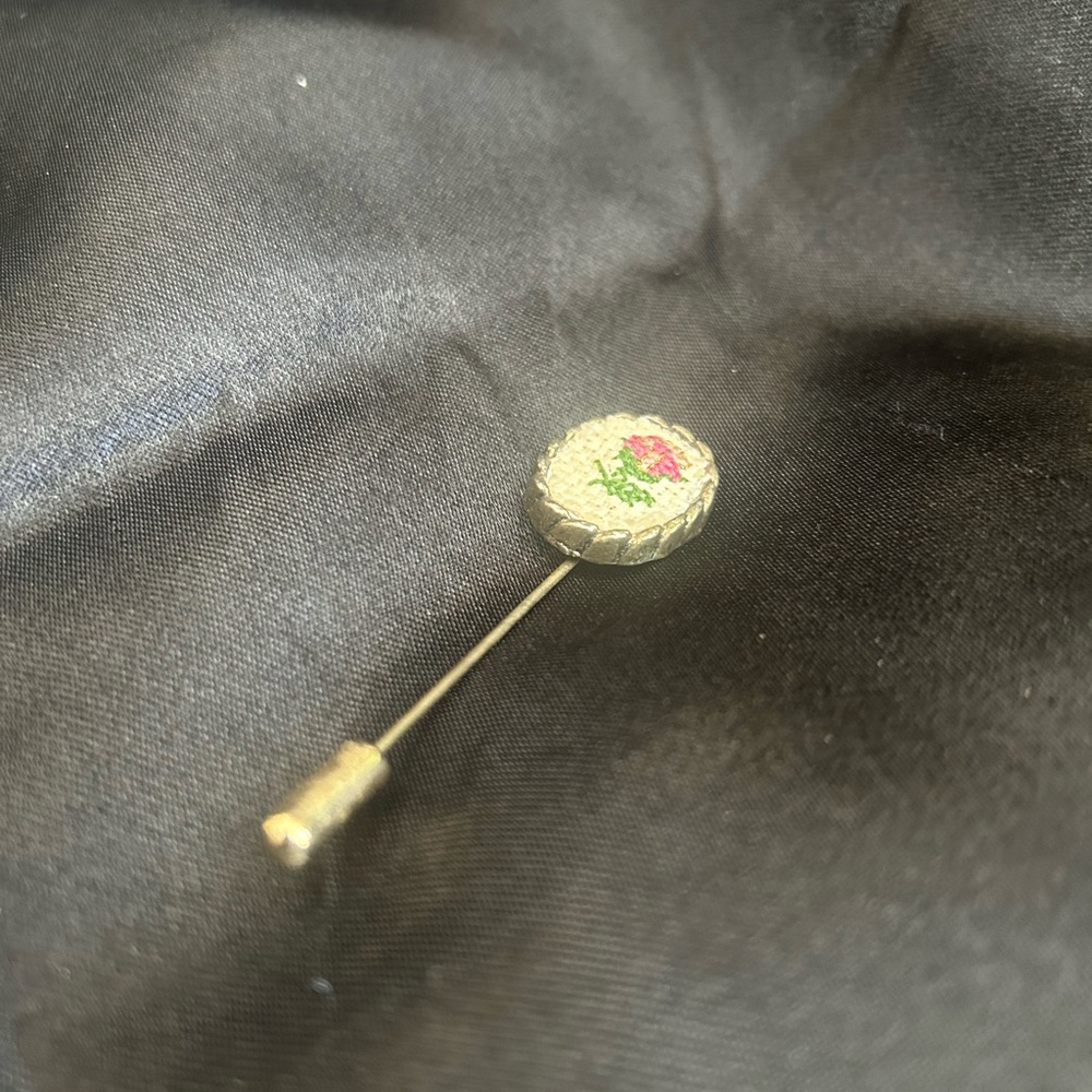 The Creative Circle vintage cross stitched stick pin